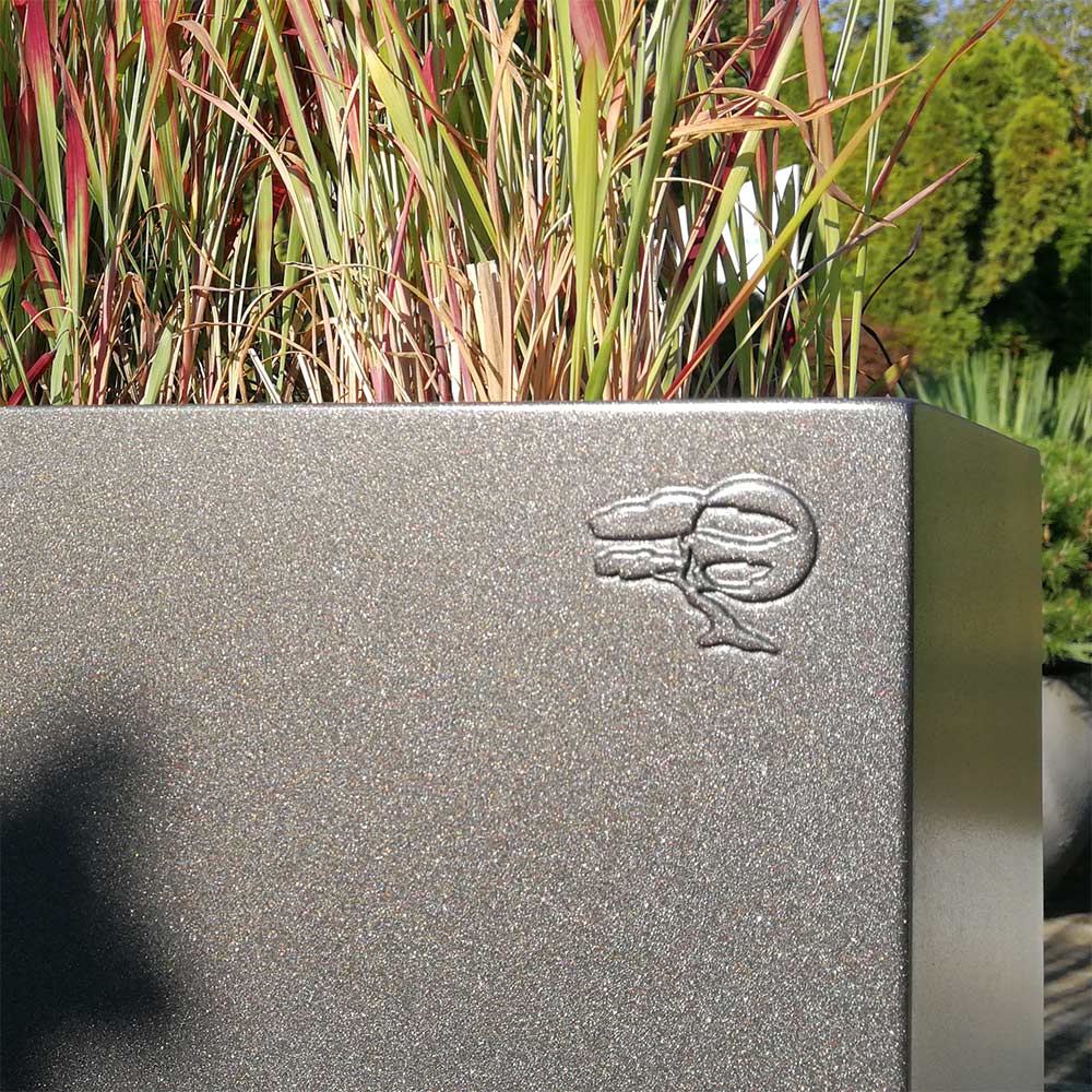 Pflanzgefässe in allen Grössen, Formen und Farben